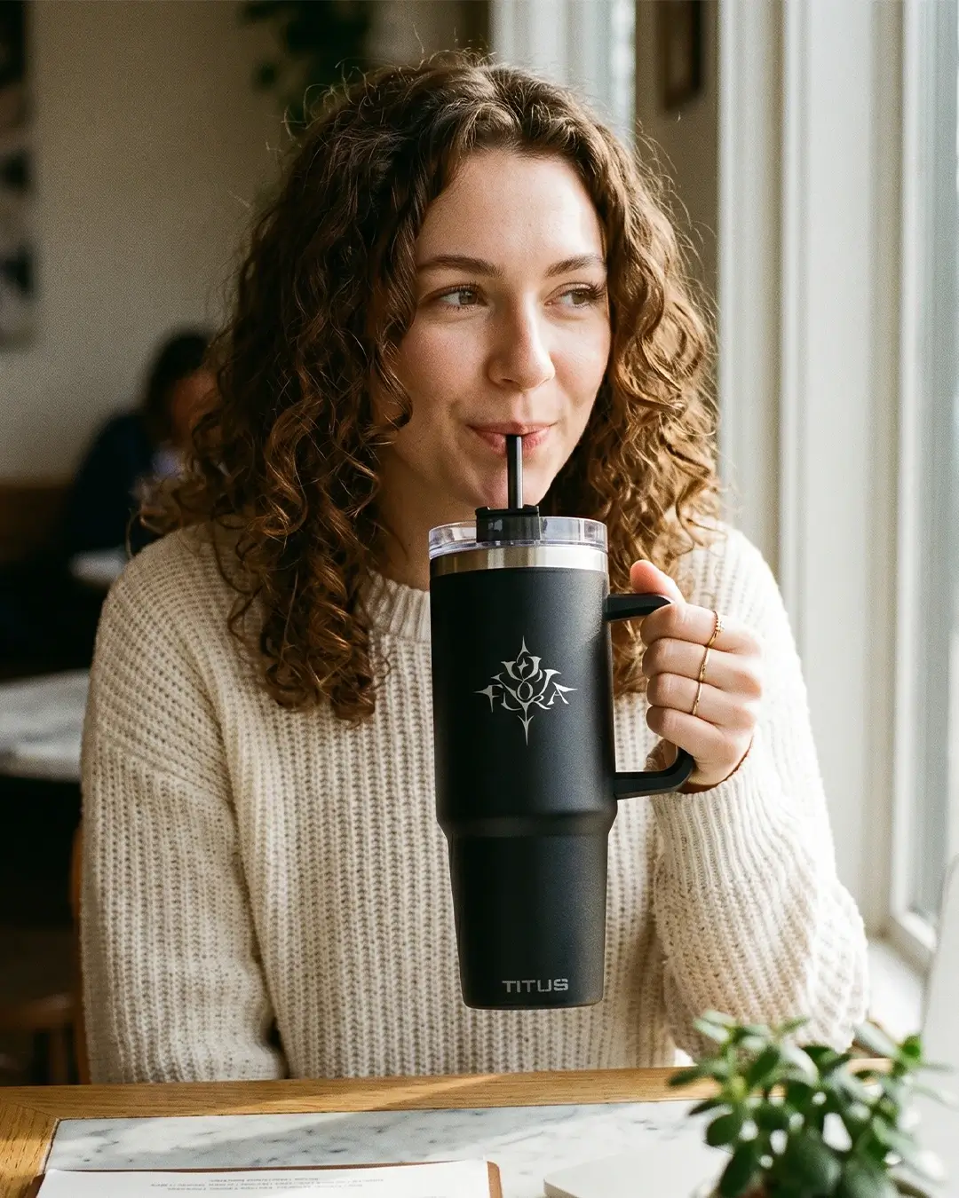 Custom travel mugs, 30 oz straw and handle