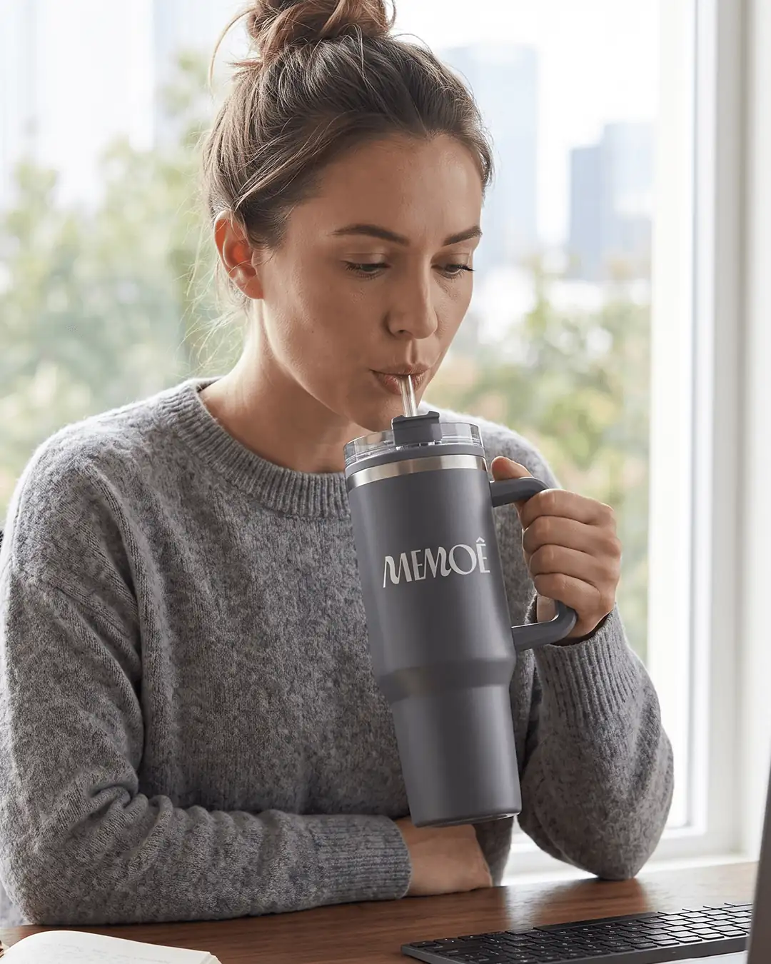 Custom logo tumblers, 40 oz handle and straw