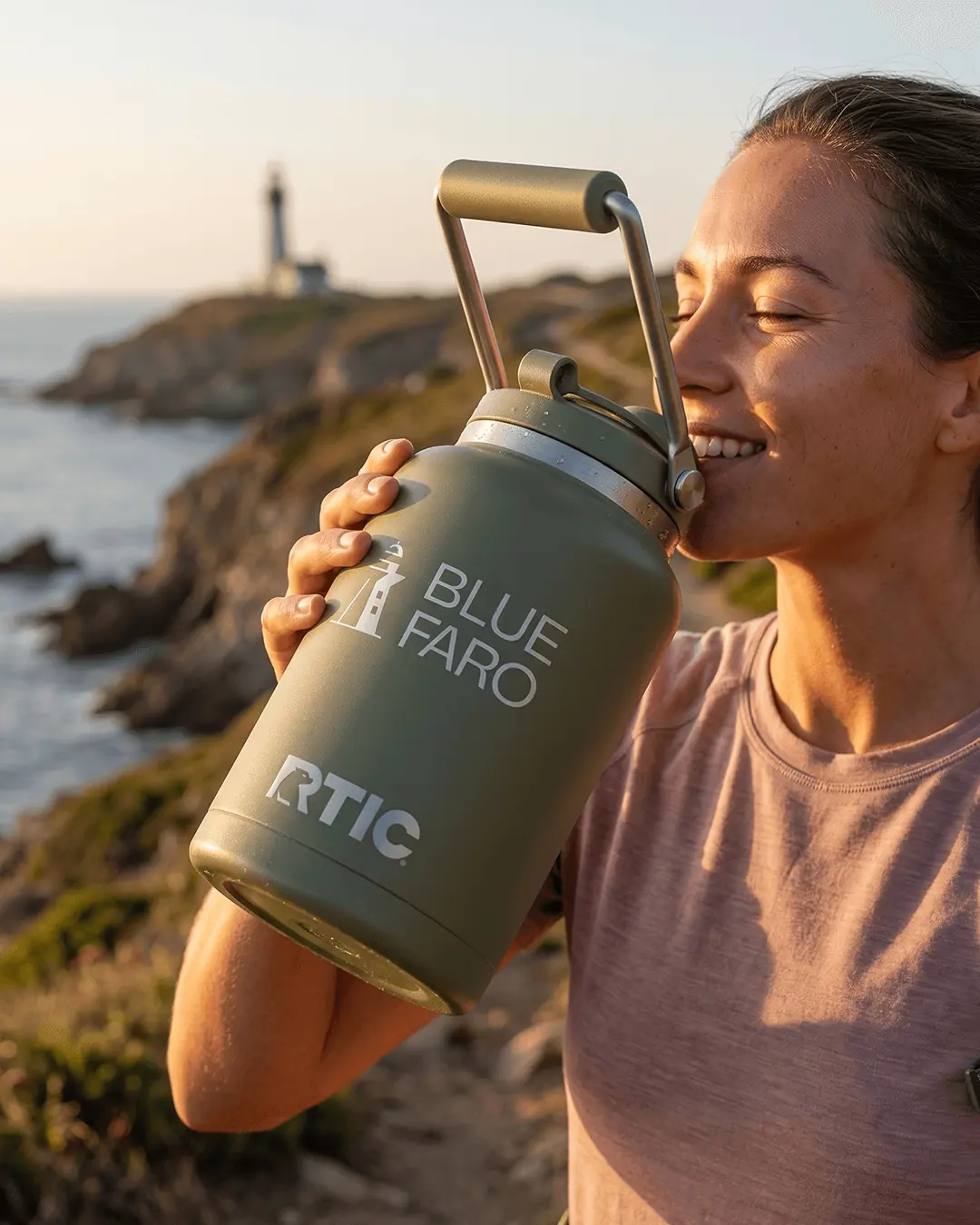 Custom water jugs, RTIC half gallon Outback